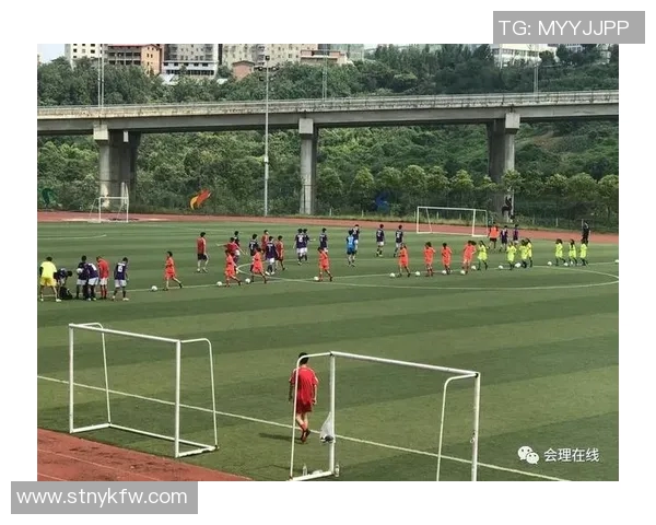 武汉足球队的比赛经验分享与成长之路探讨