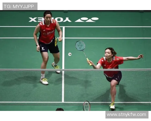 上海羽毛球队状态引发热议球迷对其表现和未来发展各抒己见